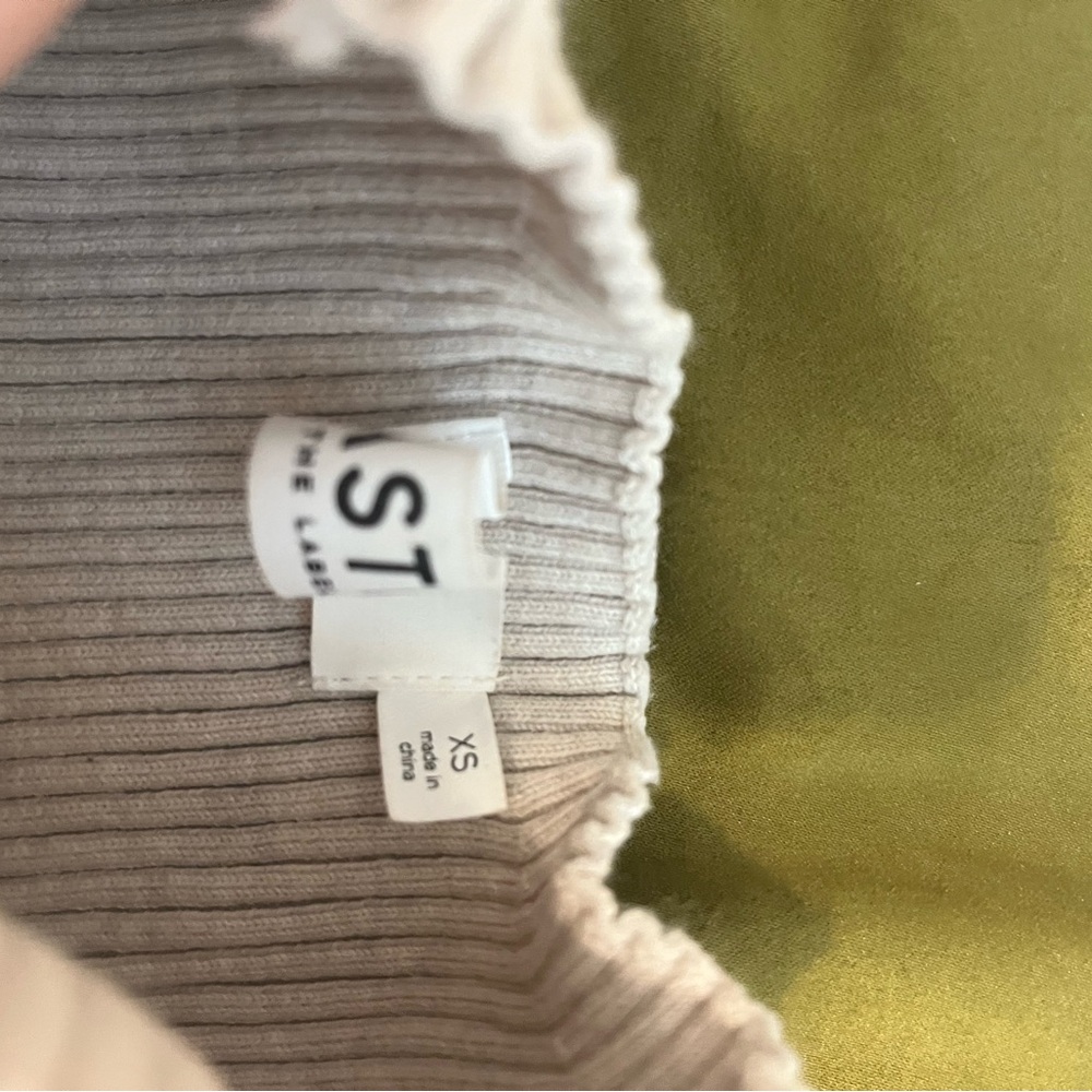 Astr Cream Sweater with Ribbed Texture - Picture 3 of 4